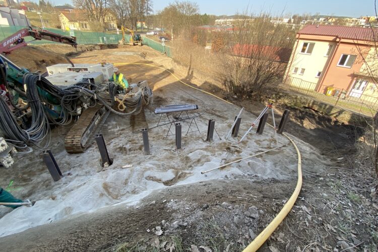 Stavební práce na domě Mastník pokračují